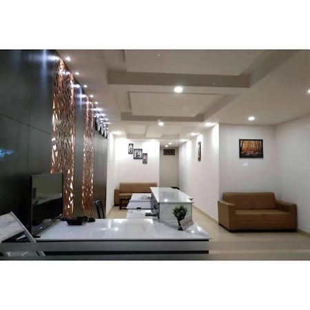 Hotel Meridian Grand Shamshabad Dış mekan fotoğraf