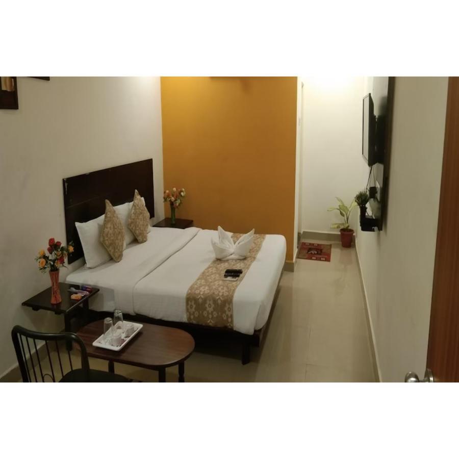 Hotel Meridian Grand Shamshabad Dış mekan fotoğraf
